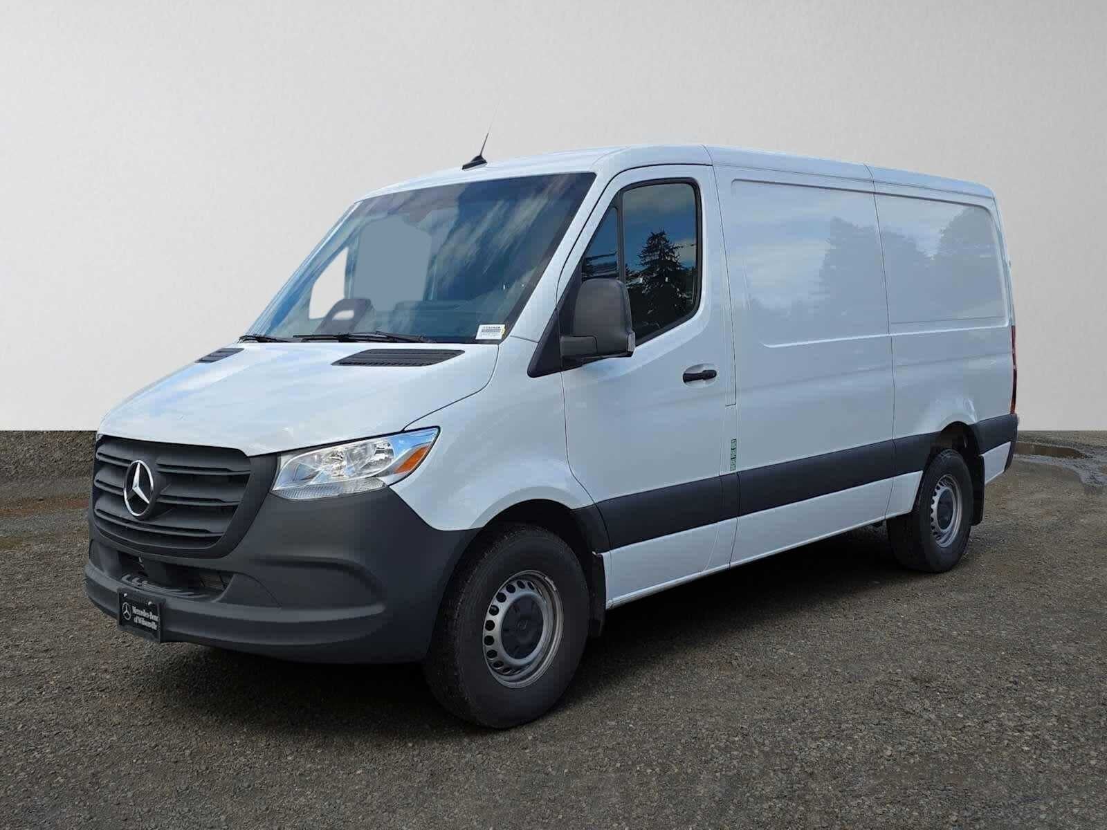 2025 Mercedes-Benz Sprinter Cargo Van 2500 Standard Roof I4 Diesel 144 RWD
