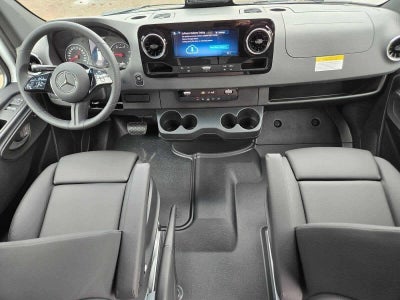 2026 Mercedes-Benz Sprinter 2500 Standard Roof I4 Diesel 144 RWD