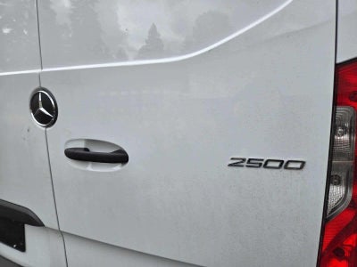 2026 Mercedes-Benz Sprinter 2500 Standard Roof I4 Diesel 144 RWD