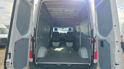 2026 Mercedes-Benz Sprinter 2500 Standard Roof I4 Diesel 144 RWD