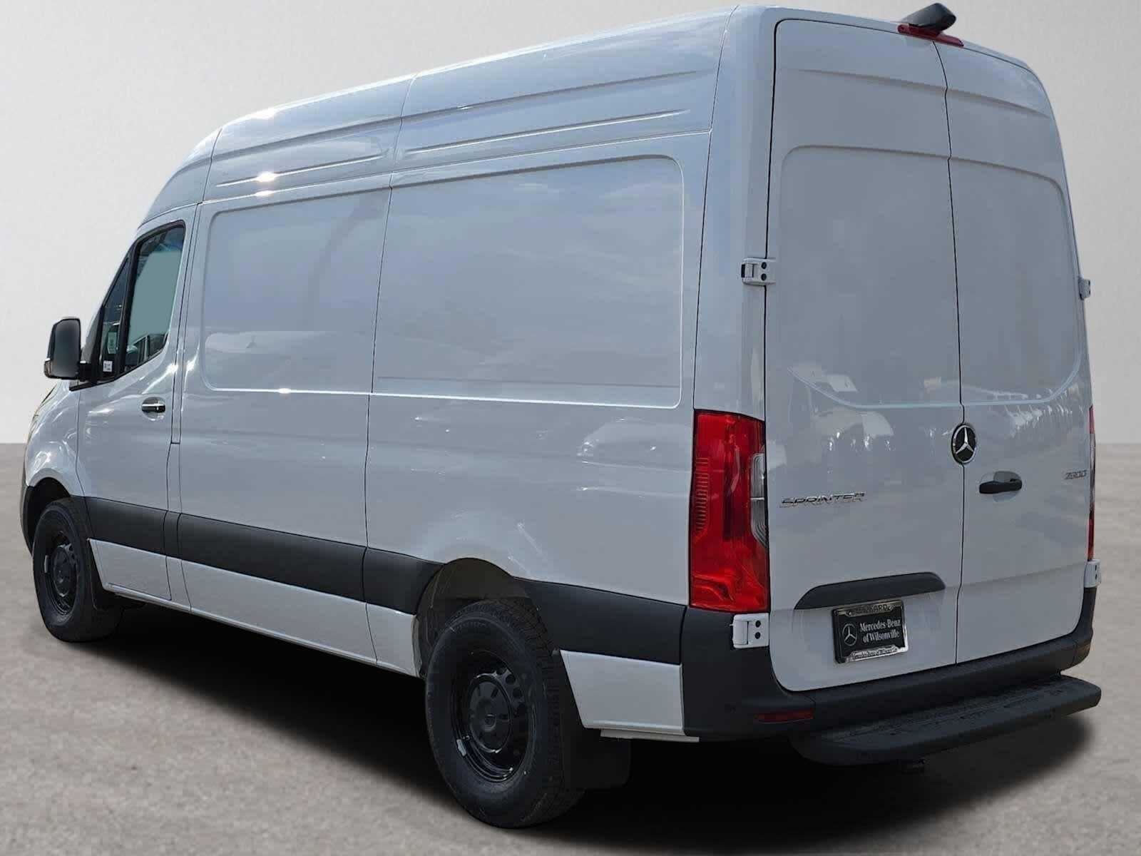 2026 Mercedes-Benz Sprinter 2500 Standard Roof I4 Diesel 144 RWD