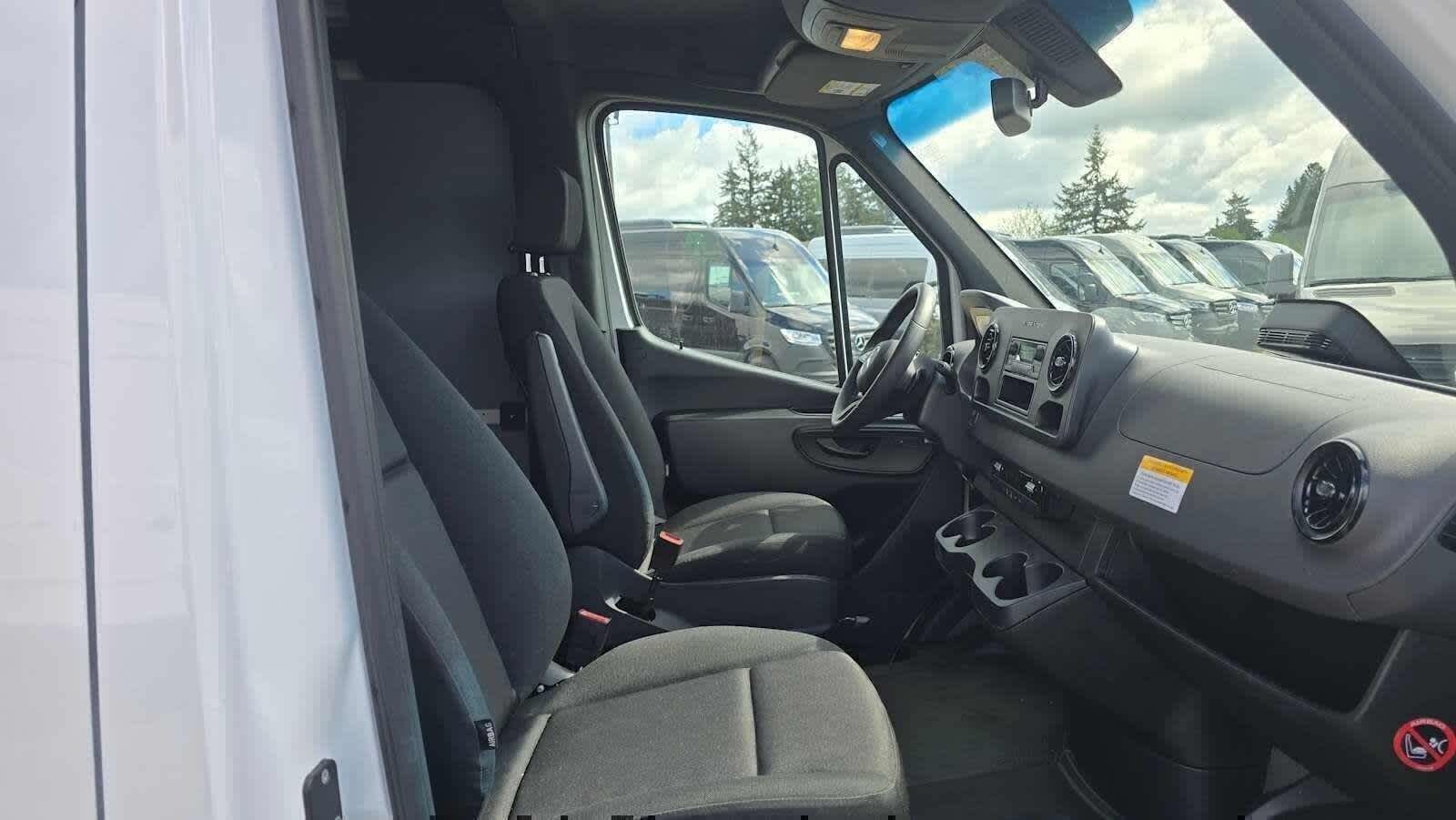 2025 Mercedes-Benz Sprinter Cargo Van 2500 Standard Roof I4 Diesel 144 RWD