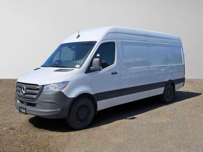 2026 Mercedes-Benz Sprinter 2500 High Roof I4 Diesel 170 RWD