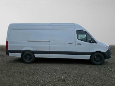 2026 Mercedes-Benz Sprinter 2500 High Roof I4 Diesel 170 RWD
