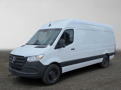 2026 Mercedes-Benz Sprinter 2500 High Roof I4 Diesel 170 RWD