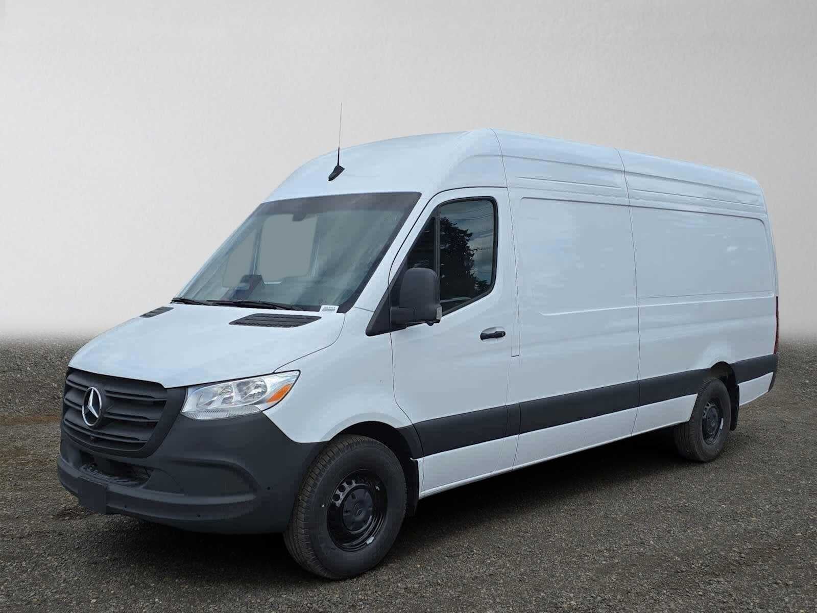2026 Mercedes-Benz Sprinter 2500 High Roof I4 Diesel 170 RWD