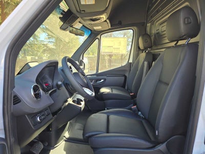 2026 Mercedes-Benz Sprinter Cargo 2500 High Roof I4 Diesel 170 RWD