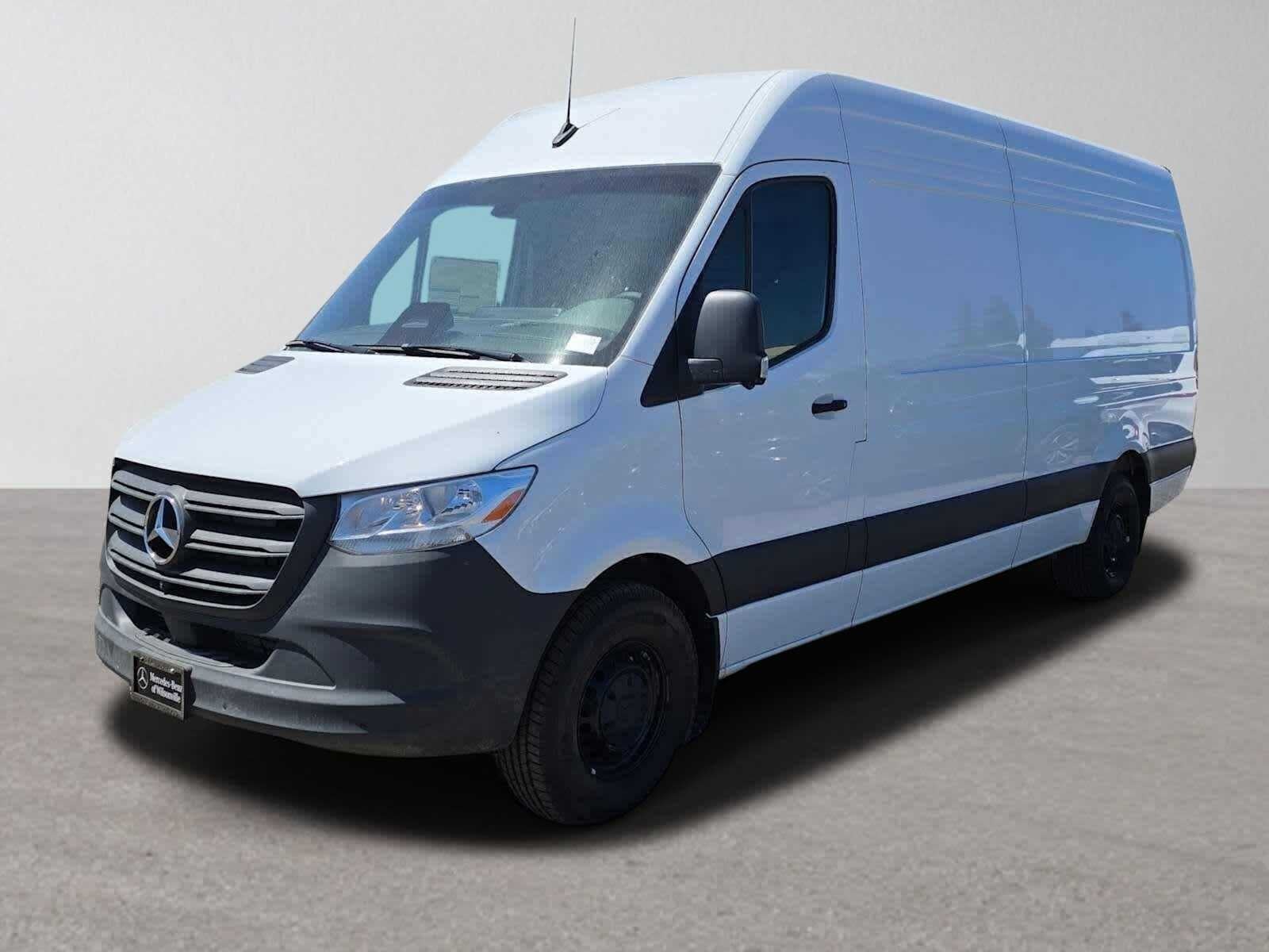 2026 Mercedes-Benz Sprinter 2500 High Roof I4 Diesel 170 RWD