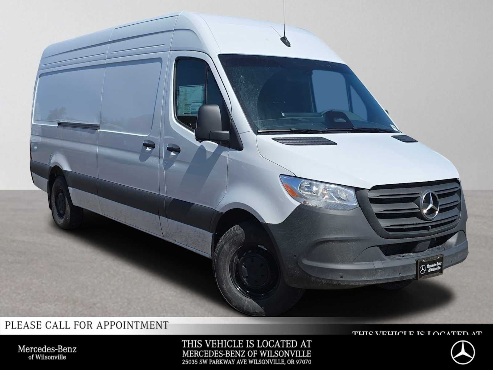 2026 Mercedes-Benz Sprinter 2500 High Roof I4 Diesel 170 RWD