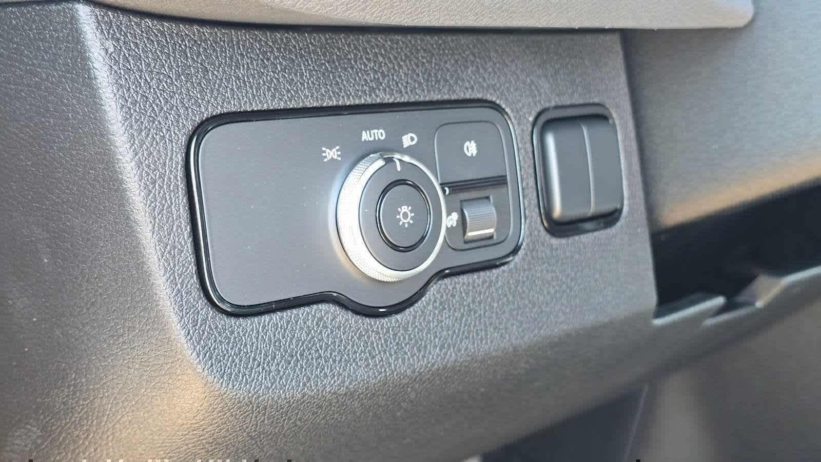 2026 Mercedes-Benz Sprinter 2500 High Roof I4 Diesel 170 RWD