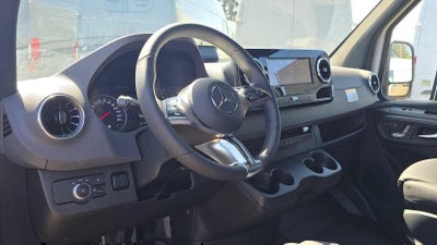 2026 Mercedes-Benz Sprinter 2500 High Roof I4 Diesel 170 RWD