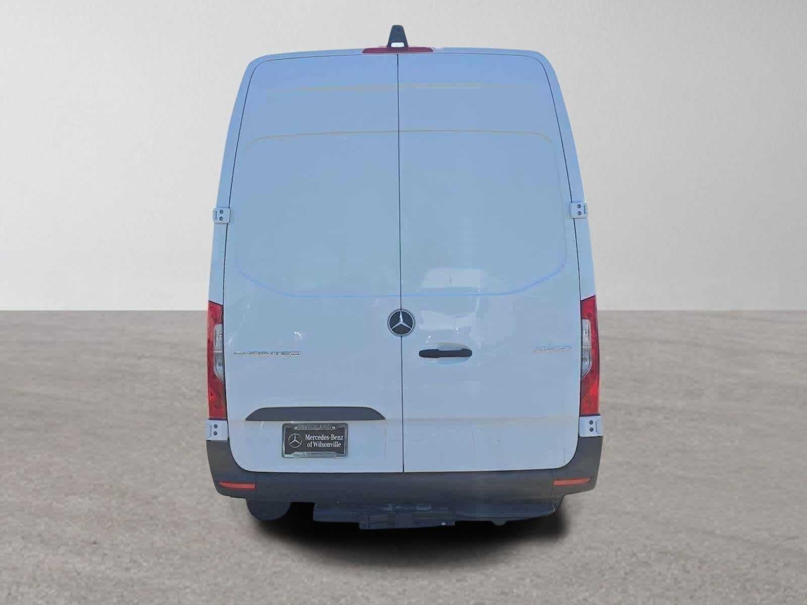 2026 Mercedes-Benz Sprinter 2500 High Roof I4 Diesel 170 RWD