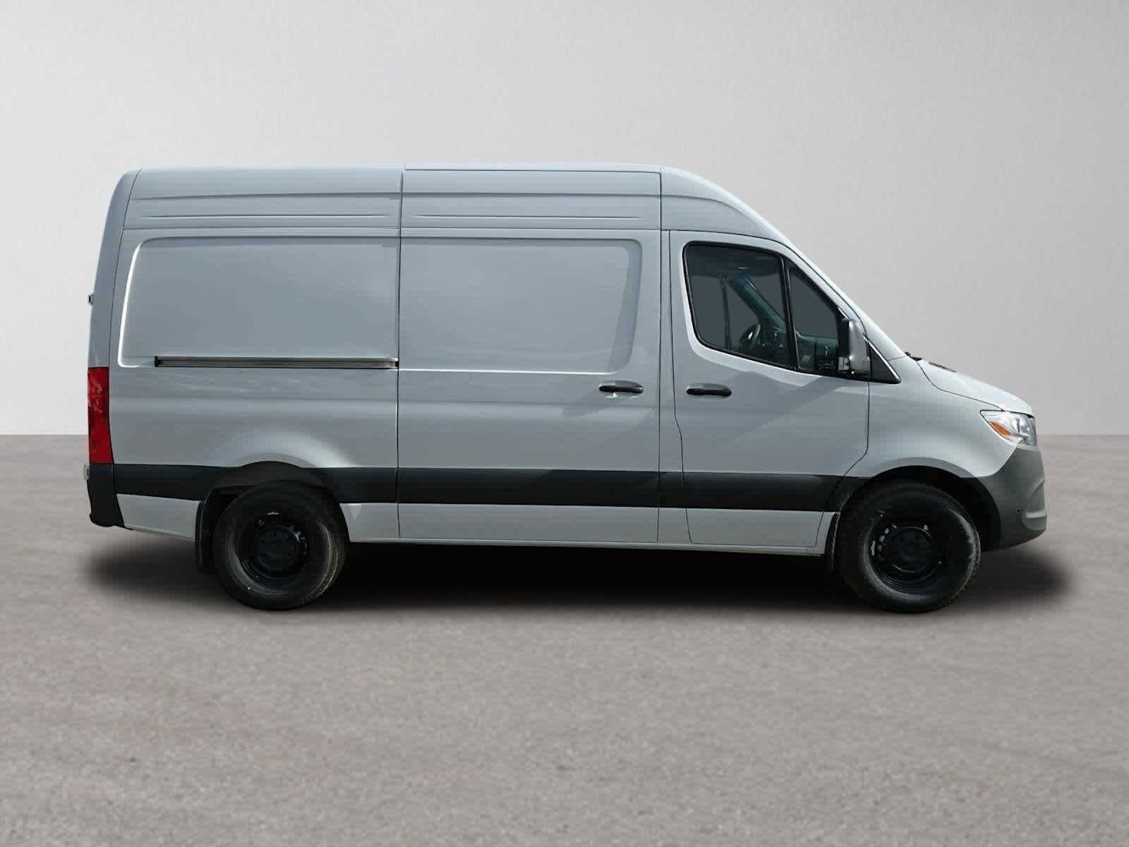 2026 Mercedes-Benz Sprinter 2500 High Roof I4 Diesel 170 RWD