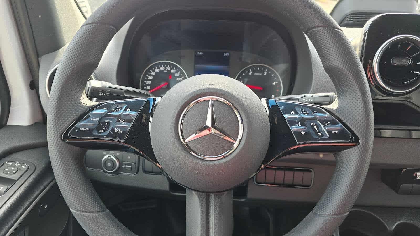 2026 Mercedes-Benz Sprinter 2500 High Roof I4 Diesel 170 RWD