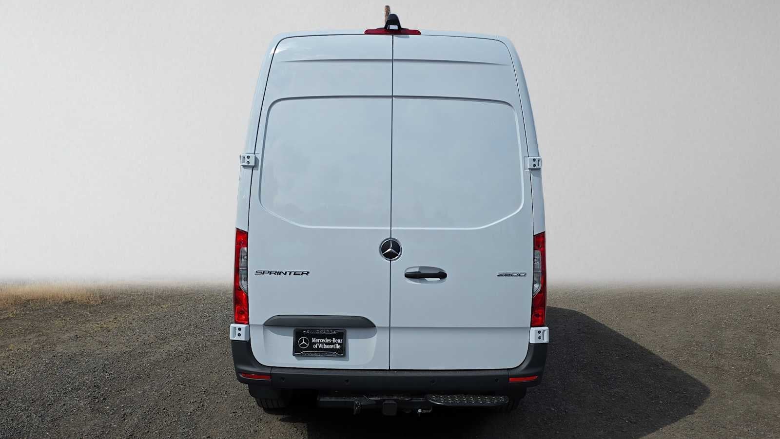 2026 Mercedes-Benz Sprinter 2500 High Roof I4 Diesel 170 RWD