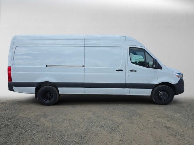 2026 Mercedes-Benz Sprinter Cargo 2500 High Roof I4 Diesel 170 RWD
