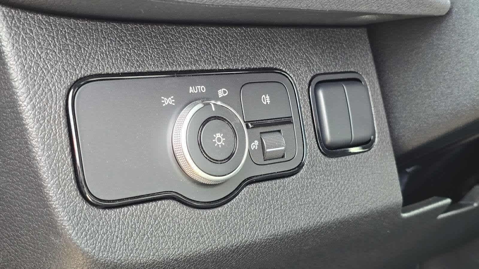 2026 Mercedes-Benz Sprinter 2500 High Roof I4 Diesel 170 RWD