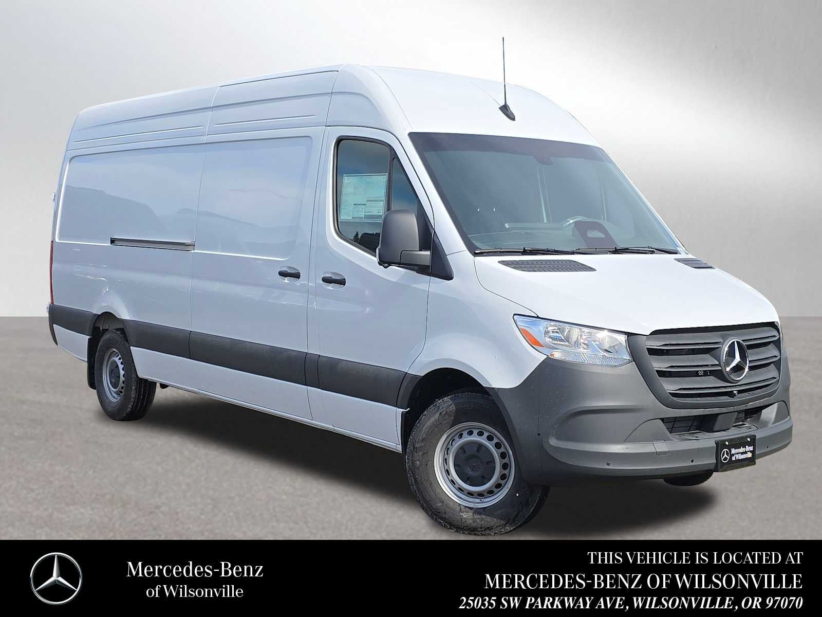 2026 Mercedes-Benz Sprinter 2500 High Roof I4 Diesel 170 RWD