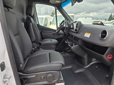 2026 Mercedes-Benz Sprinter 2500 High Roof I4 Diesel 170 RWD