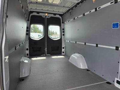 2026 Mercedes-Benz Sprinter 2500 High Roof I4 Diesel 170 RWD