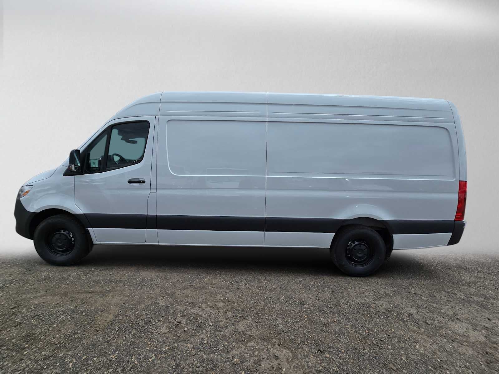 2026 Mercedes-Benz Sprinter 2500 High Roof I4 Diesel 170 RWD