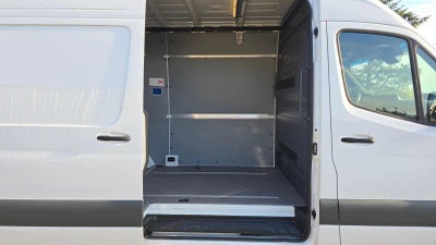 2025 Mercedes-Benz Sprinter Cargo Van 2500 Standard Roof I4 Diesel HO 144 RWD