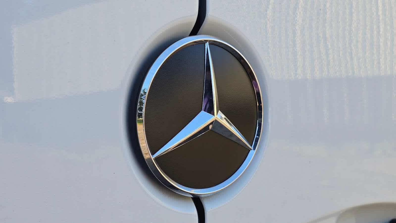 2025 Mercedes-Benz Sprinter Cargo Van 2500 Standard Roof I4 Diesel HO 144 RWD