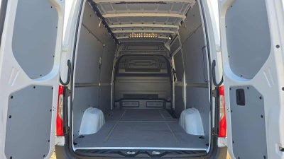 2025 Mercedes-Benz Sprinter Cargo Van 2500 Standard Roof I4 Diesel HO 144 RWD