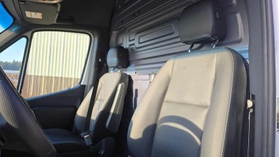 2025 Mercedes-Benz Sprinter Cargo Van 2500 Standard Roof I4 Diesel HO 144 RWD