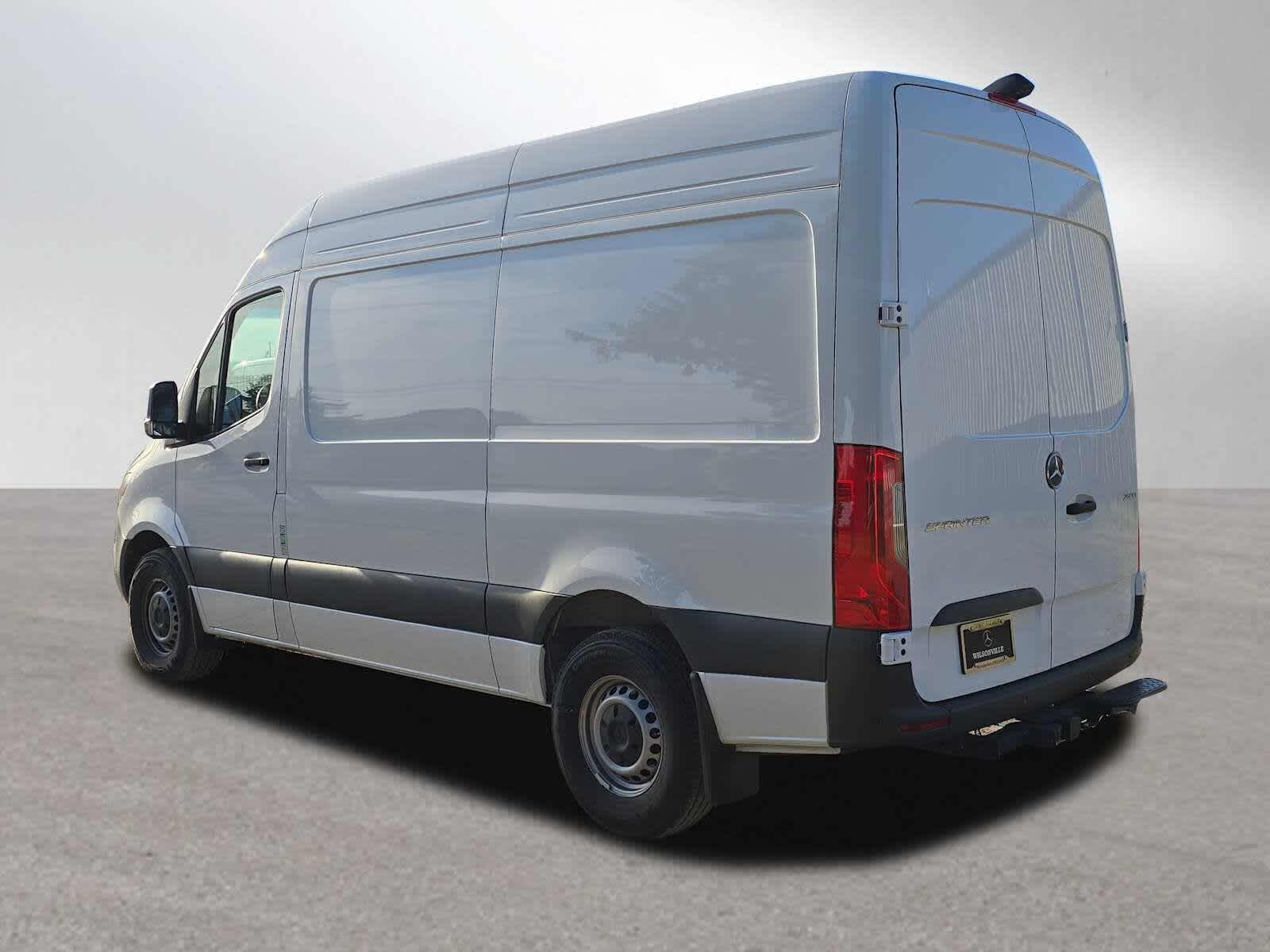 2025 Mercedes-Benz Sprinter Cargo Van 2500 Standard Roof I4 Diesel HO 144 RWD