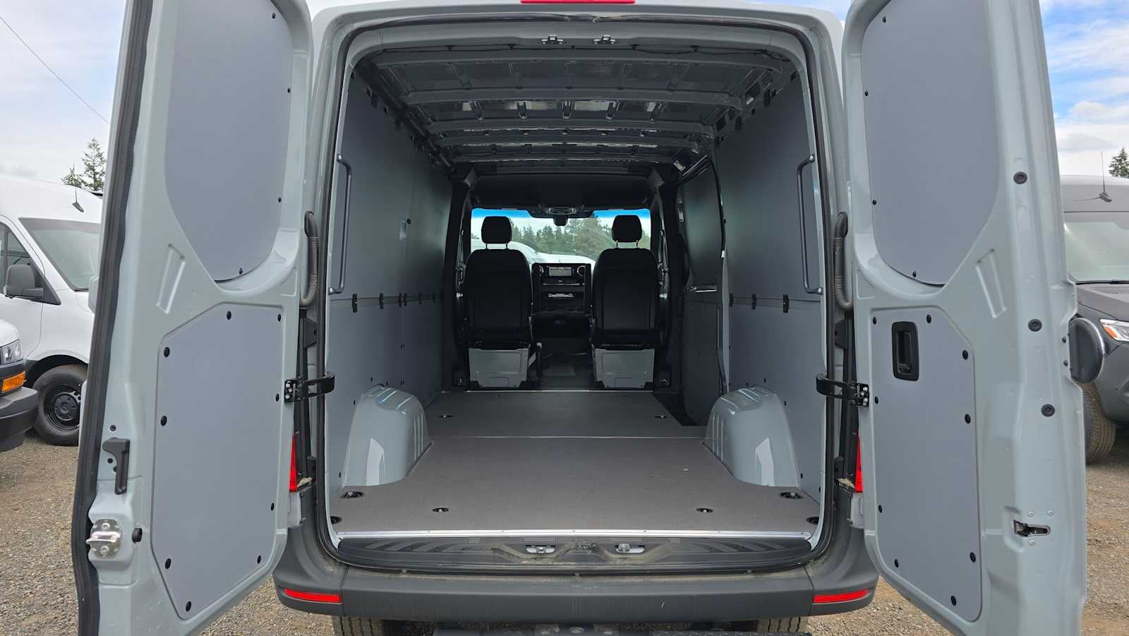 2025 Mercedes-Benz Sprinter Cargo Van 2500 Standard Roof I4 Diesel HO 144 AWD
