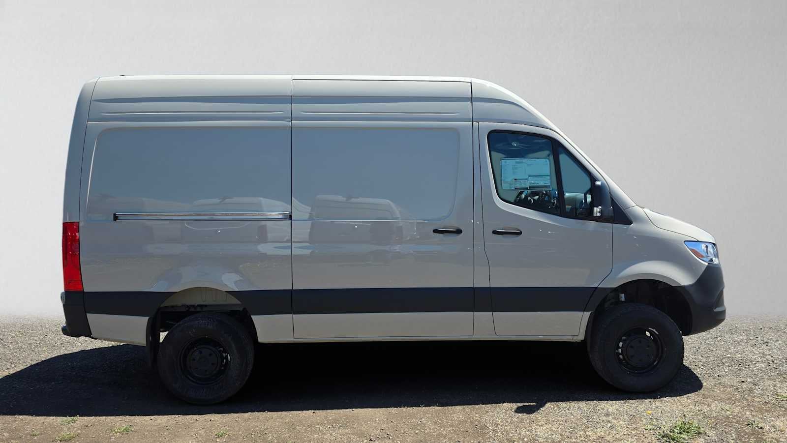 2025 Mercedes-Benz Sprinter Cargo Van 2500 Standard Roof I4 Diesel HO 144 AWD