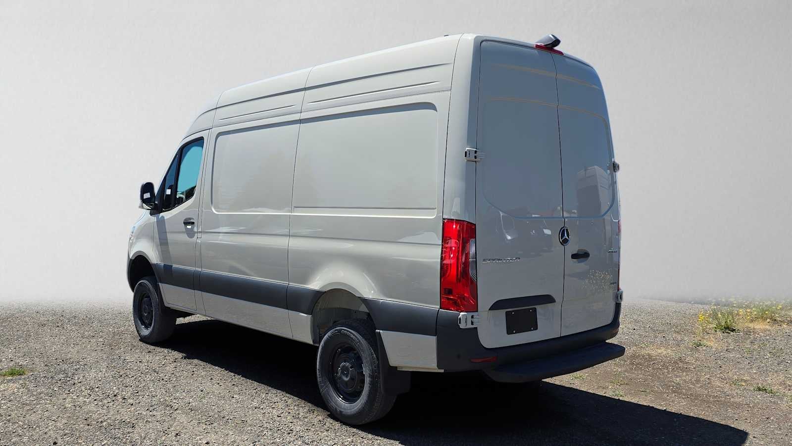 2025 Mercedes-Benz Sprinter Cargo Van 2500 Standard Roof I4 Diesel HO 144 AWD