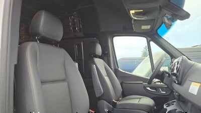 2026 Mercedes-Benz Sprinter 2500 Standard Roof I4 Diesel HO 144 AWD