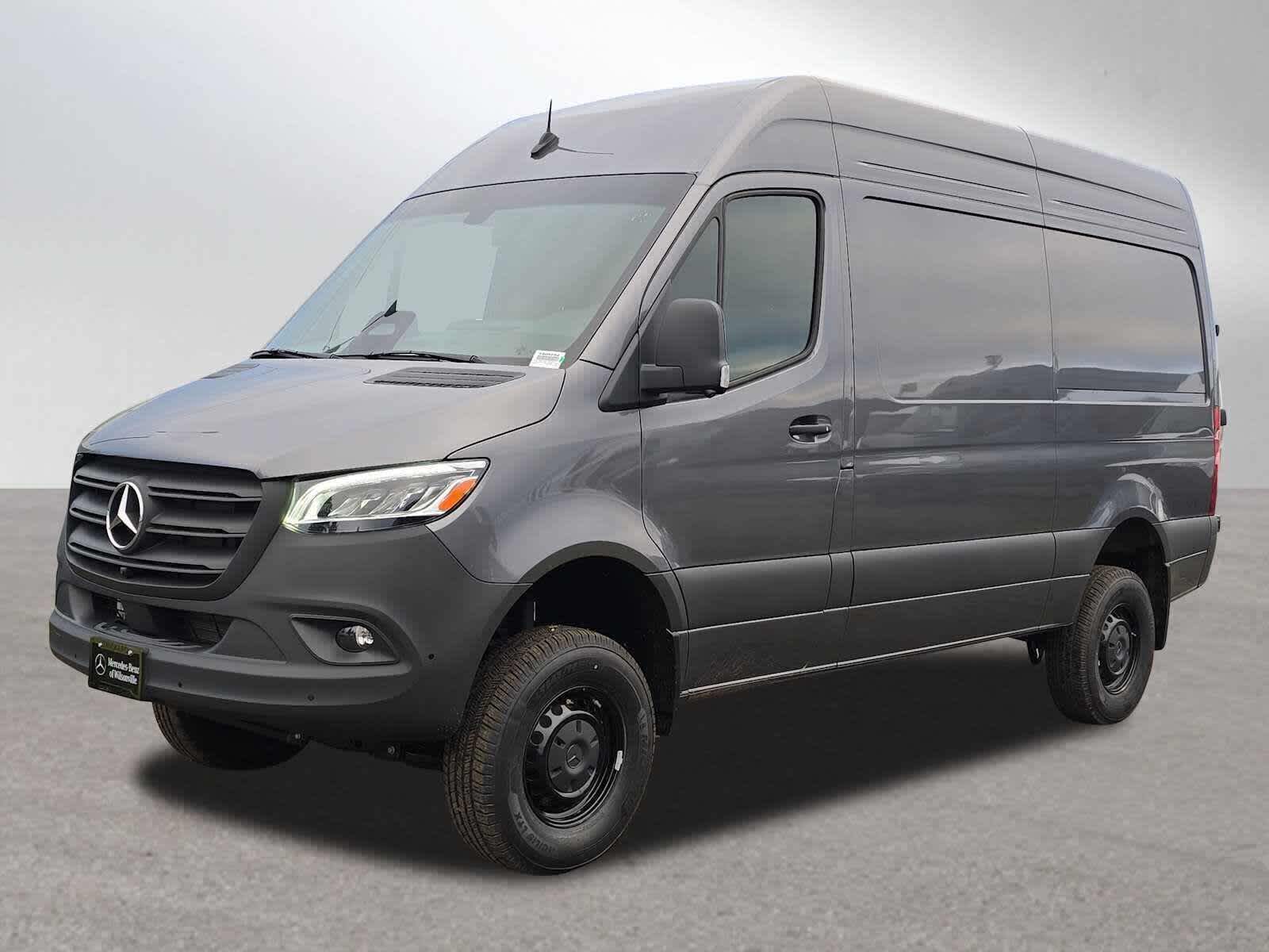 2026 Mercedes-Benz Sprinter 2500 Standard Roof I4 Diesel HO 144 AWD