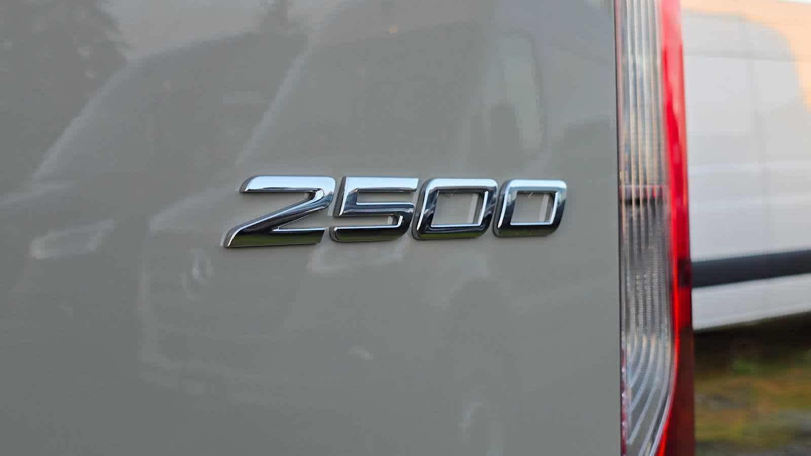 2026 Mercedes-Benz Sprinter 2500 Standard Roof I4 Diesel HO 144 AWD