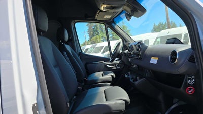 2026 Mercedes-Benz Sprinter 2500 Standard Roof I4 Diesel HO 144 AWD