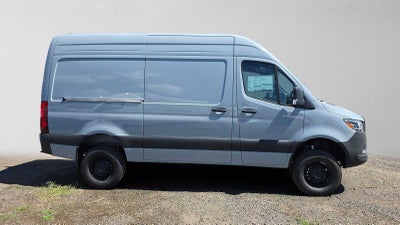 2026 Mercedes-Benz Sprinter 2500 Standard Roof I4 Diesel HO 144 AWD