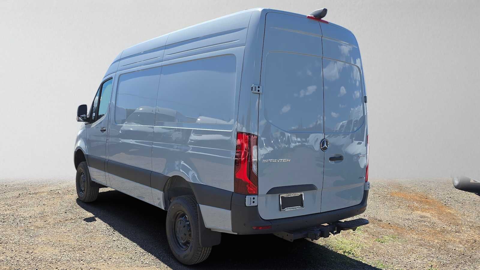 2026 Mercedes-Benz Sprinter 2500 Standard Roof I4 Diesel HO 144 AWD