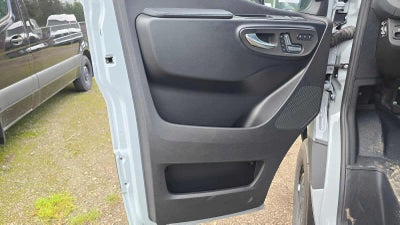 2026 Mercedes-Benz Sprinter 2500 Standard Roof I4 Diesel HO 144" AWD