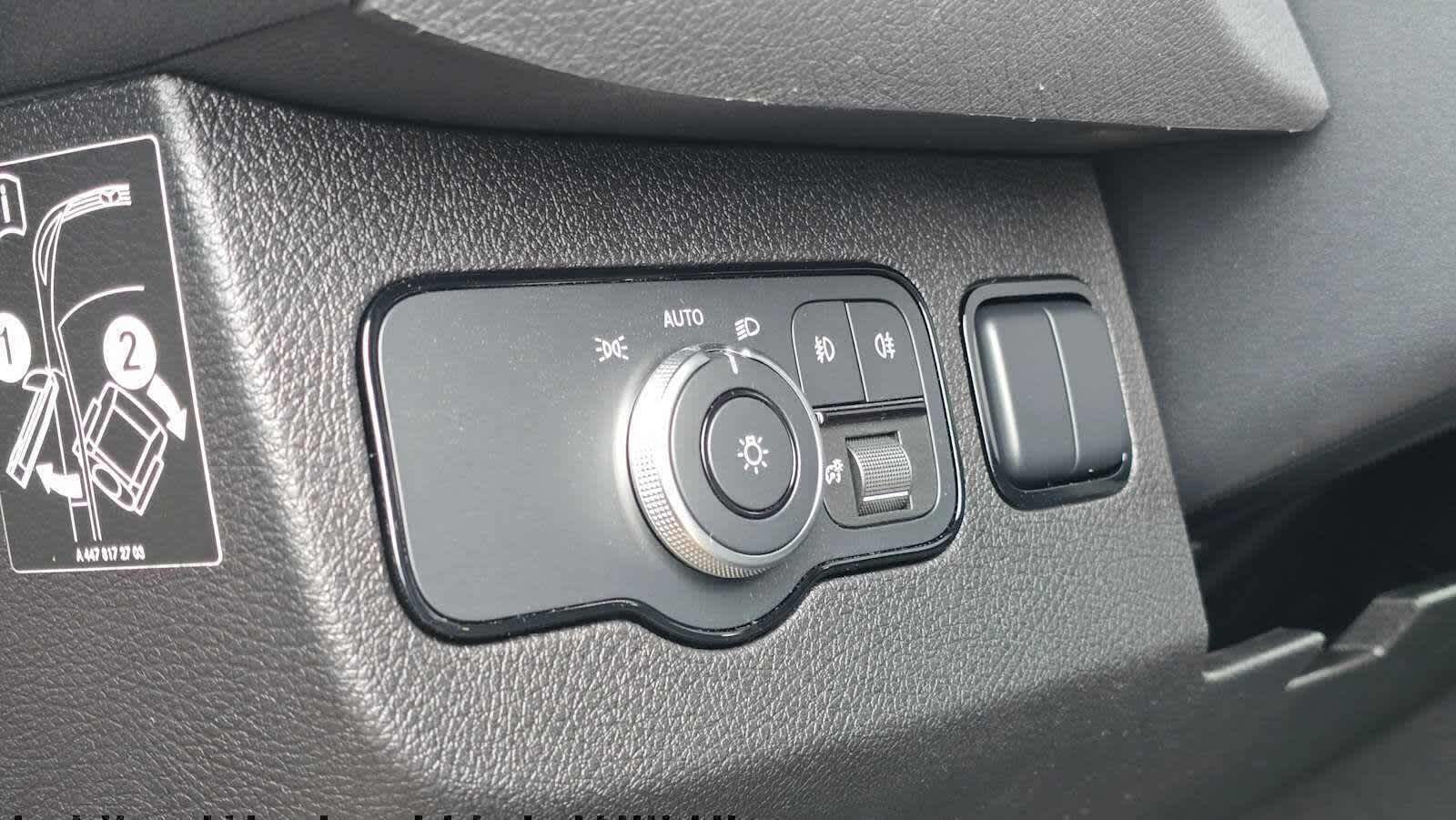 2026 Mercedes-Benz Sprinter 2500 Standard Roof I4 Diesel HO 144" AWD