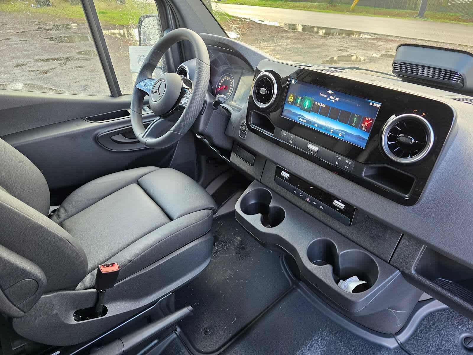 2025 Mercedes-Benz Sprinter Cargo Van 2500 Standard Roof I4 Diesel HO 144 AWD