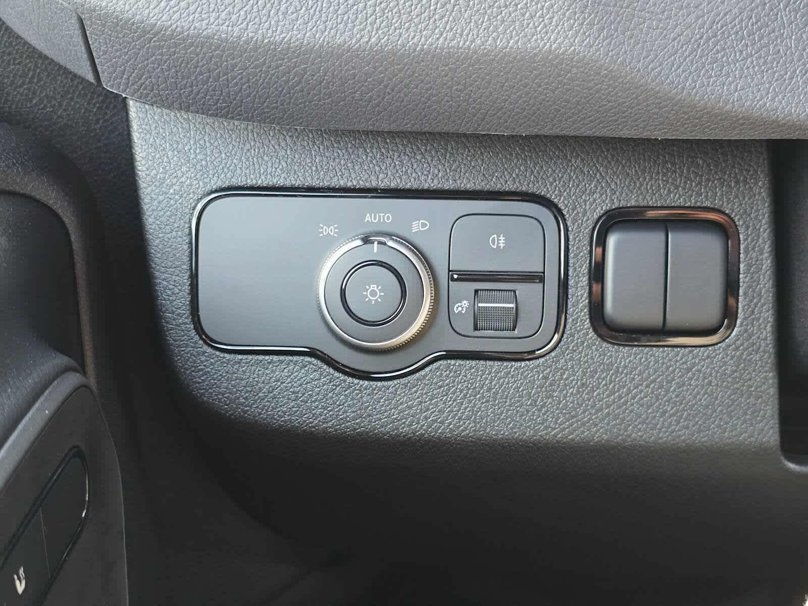 2025 Mercedes-Benz Sprinter Cargo Van 2500 Standard Roof I4 Diesel HO 144 AWD