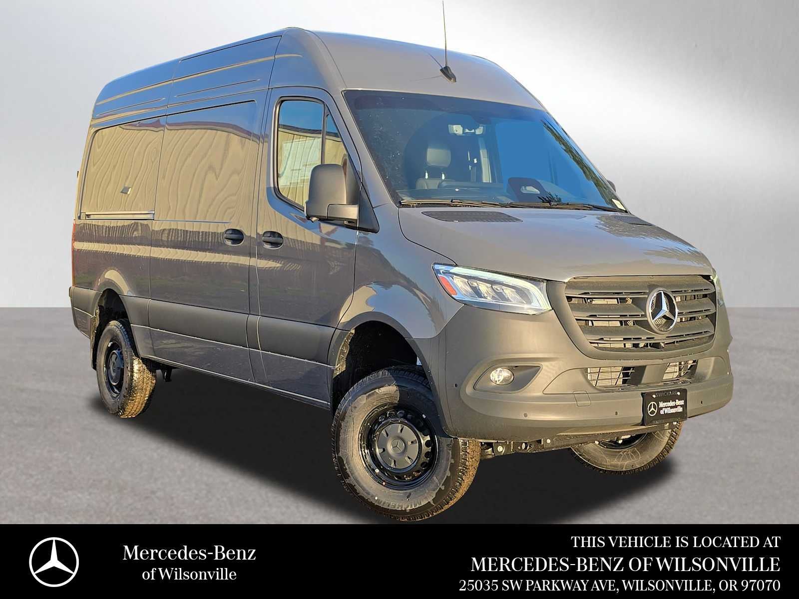 2026 Mercedes-Benz Sprinter 2500 Standard Roof I4 Diesel HO 144 AWD