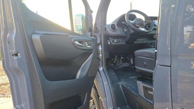 2026 Mercedes-Benz Sprinter 2500 Standard Roof I4 Diesel HO 144 AWD
