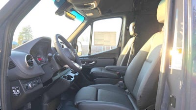 2026 Mercedes-Benz Sprinter 2500 Standard Roof I4 Diesel HO 144 AWD