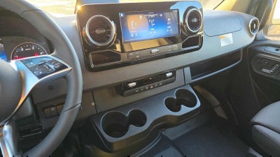 2026 Mercedes-Benz Sprinter 2500 Standard Roof I4 Diesel HO 144 AWD