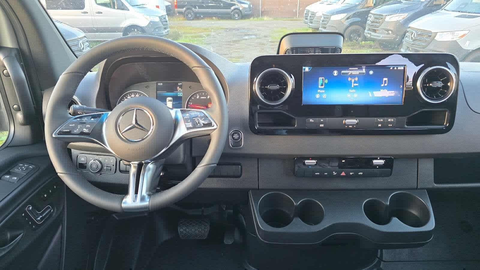 2026 Mercedes-Benz Sprinter 2500 Standard Roof I4 Diesel HO 144" AWD