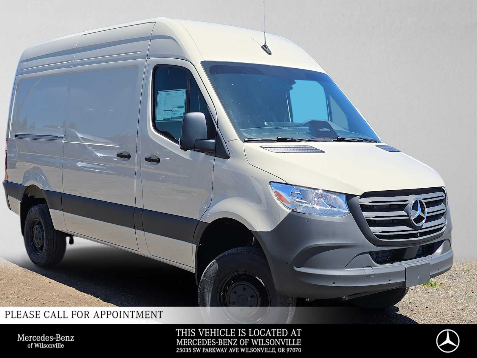 2026 Mercedes-Benz Sprinter 2500 Standard Roof I4 Diesel HO 144 AWD