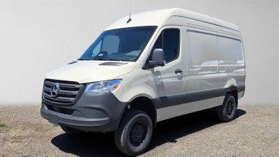 2026 Mercedes-Benz Sprinter 2500 Standard Roof I4 Diesel HO 144 AWD
